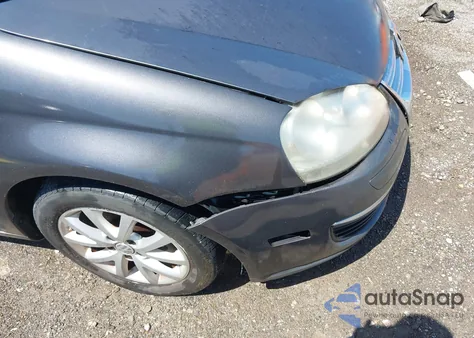 2010 Volkswagen Jetta Se из США, поврежденный, VIN 3VWRZ7AJXAM066015